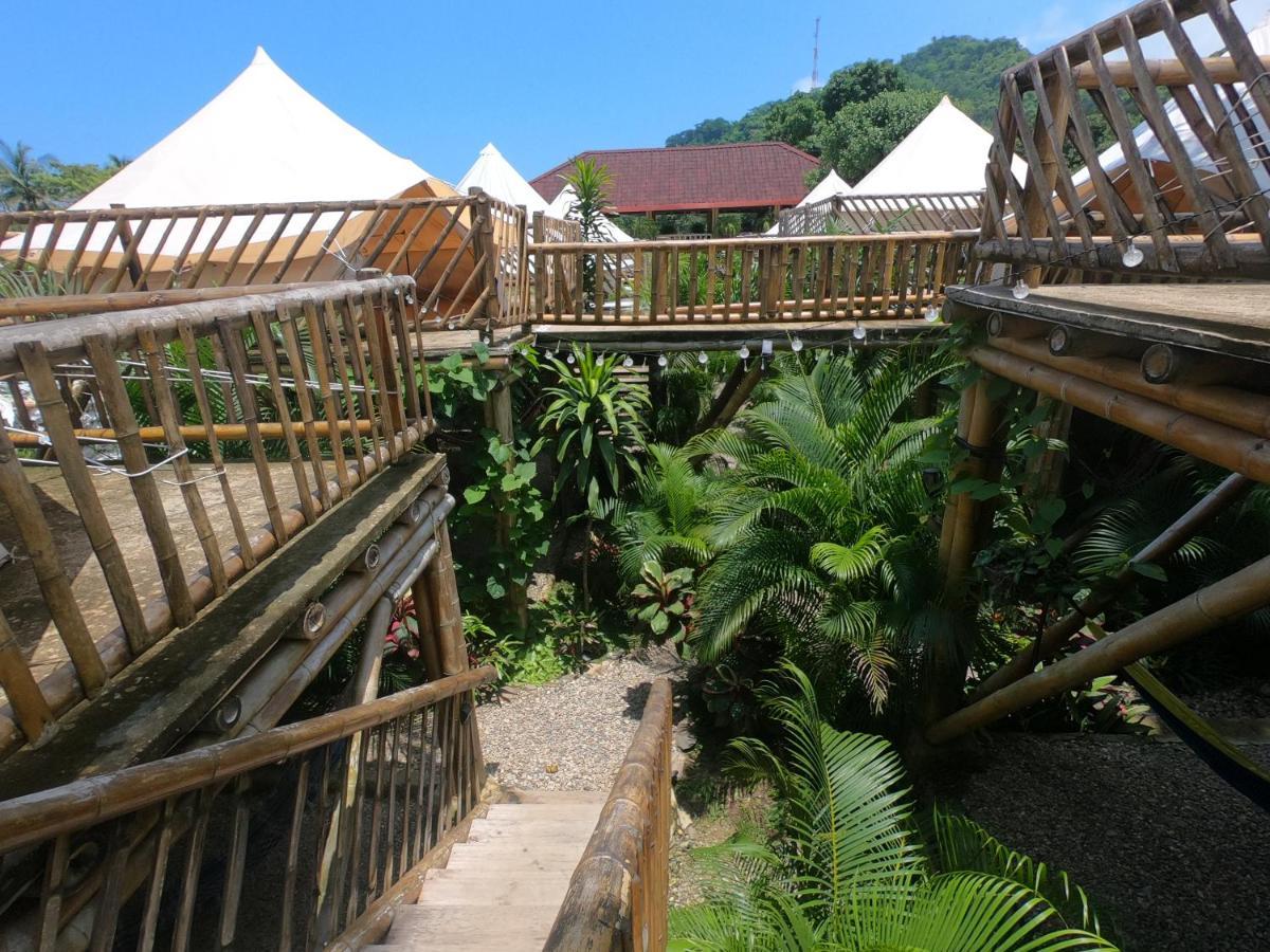 Glamping Due Amici Otel Palomino Dış mekan fotoğraf