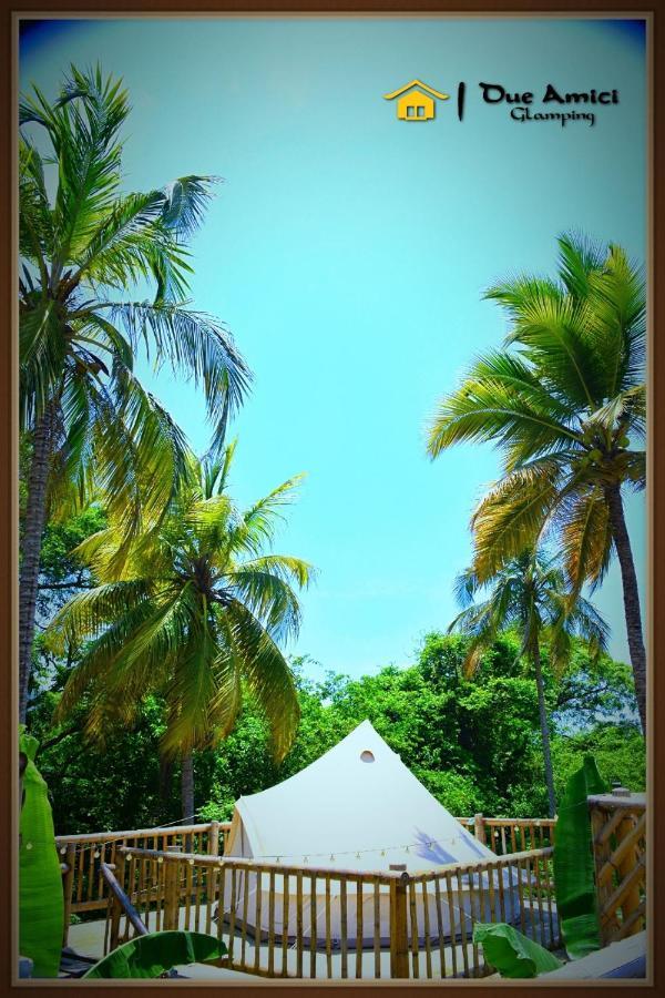 Glamping Due Amici Otel Palomino Dış mekan fotoğraf